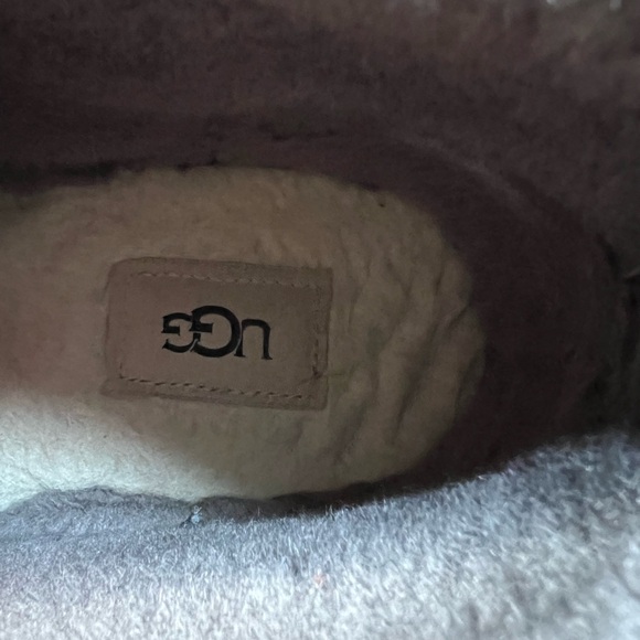 UGG Men's Grey Chelsea Boot - Picture 10 of 10